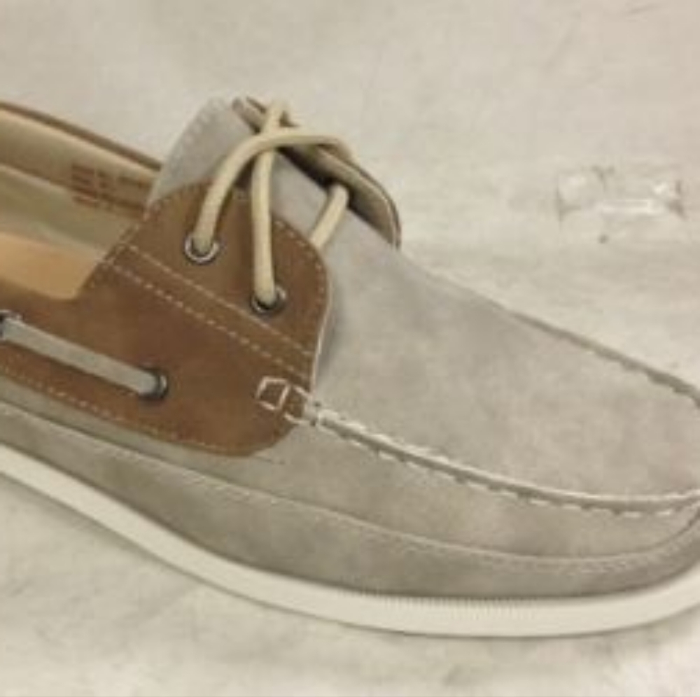 Men Casual - AD18105: NAPA PU Leather Boat Shoe Color: White / Tan.Sz 8 Pre-own
